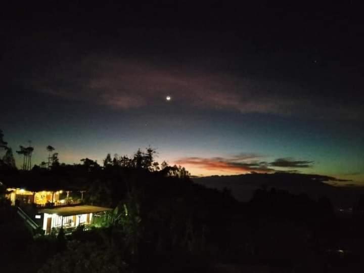 Bromo Tanjung Appartement Tosari Buitenkant foto